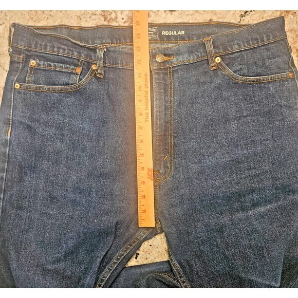 Levi's Jeans Men's 42Wx 32L Medium Wash  Gold Signature Relaxed Fit - Picture 4 of 15